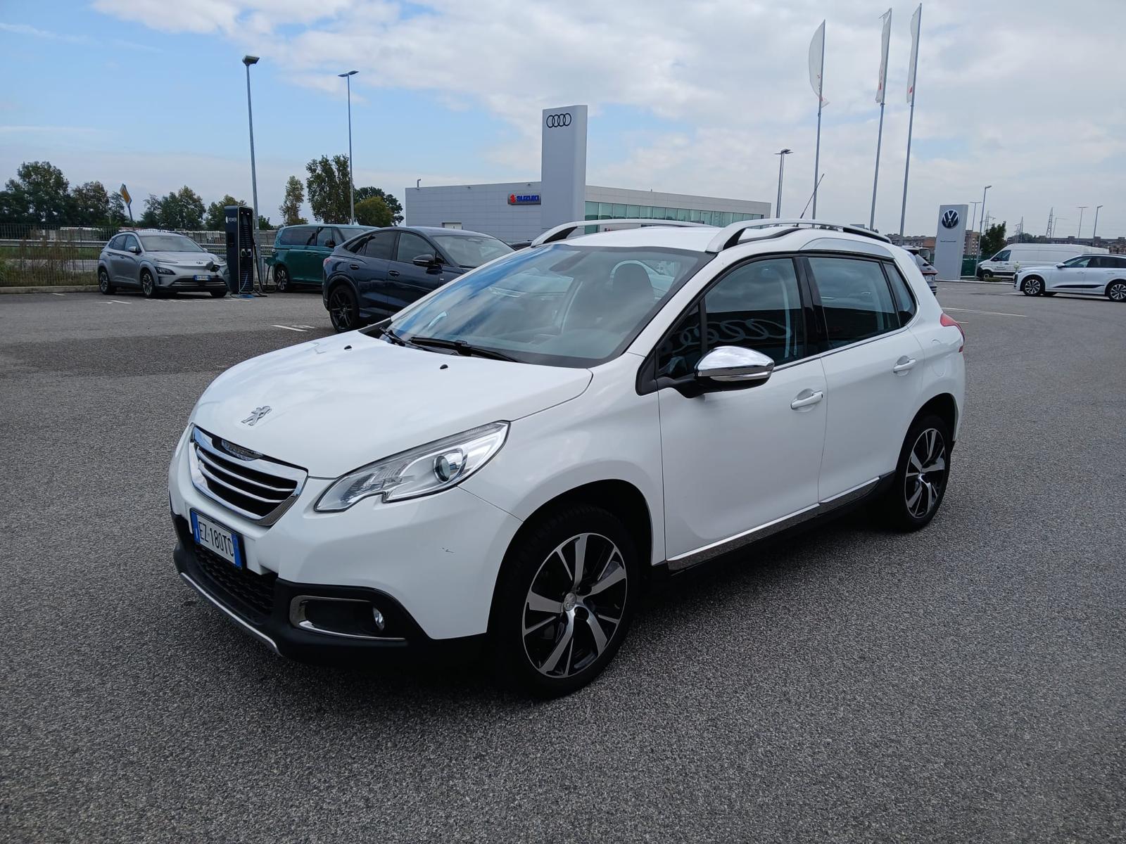 Peugeot 2008 1.2 PureTech 110 Allure