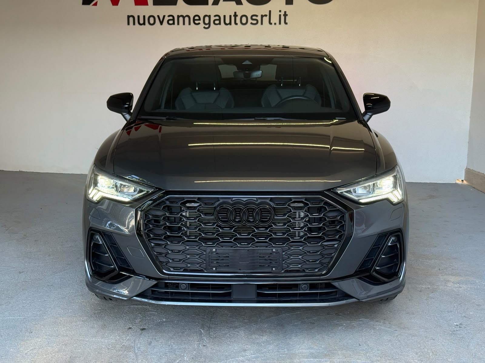 
								Audi Q3 Sportback 35 2.0 TDI S line full									